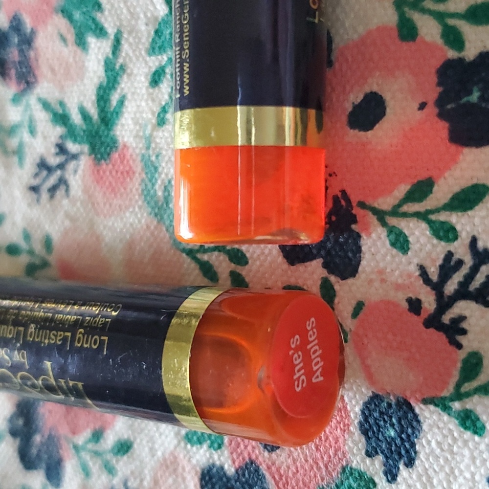 LipSense  long-lasting liquid lip color (She's Apples) NWT - Picture 2 of 4